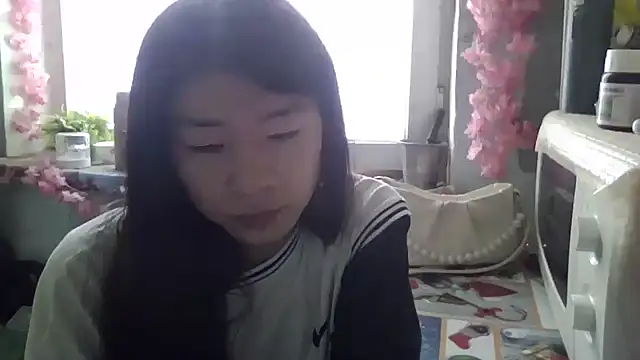 CarlyJoy online show from 09/29/25, 08:41