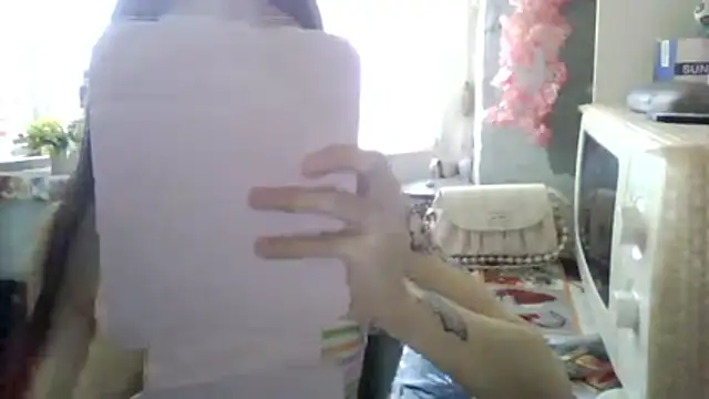 CarlyJoy online show from 06/11/26, 12:47