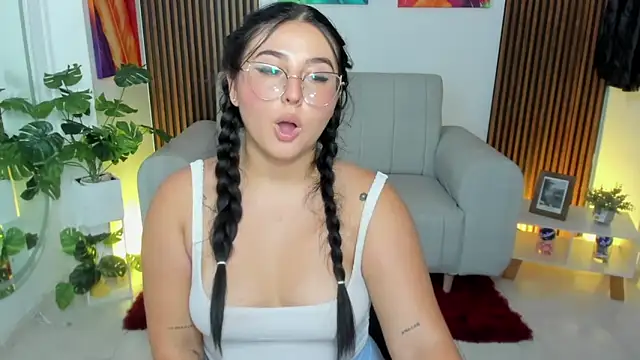 iraide castro online show from 02/11/25, 06:44