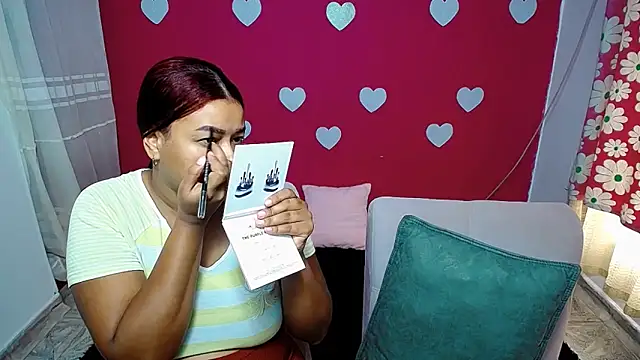 Snapshot of violeta_rous chatting on 05/01/26, 03:05 violeta rous online show from 05/01/26, 03:05