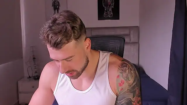 paul rogerr online show from 12/02/25, 01:28