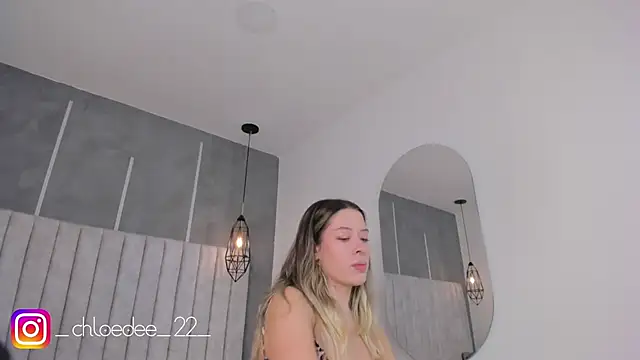 chloe d online show from 01/19/25, 10:39