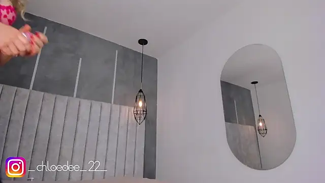 chloe d online show from 03/02/25, 11:39