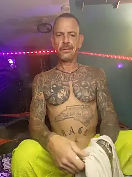 deepstroker42071 online show from 12/04/24, 12:47