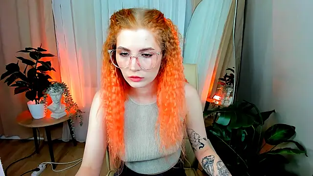 Mira  Blush online show from 02/08/25, 01:33