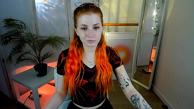 Mira  Blush online show from 02/28/25, 06:32