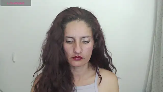 Snapshot of catalina_duran1 chatting on 07/05/26, 06:42 catalina duran1 online show from 07/05/26, 06:42