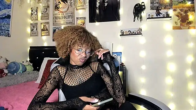 Snapshot of Cristal_Jonas@xh chatting on 09/10/25, 04:12 Cristal Jonasxh online show from 09/10/25, 04:12