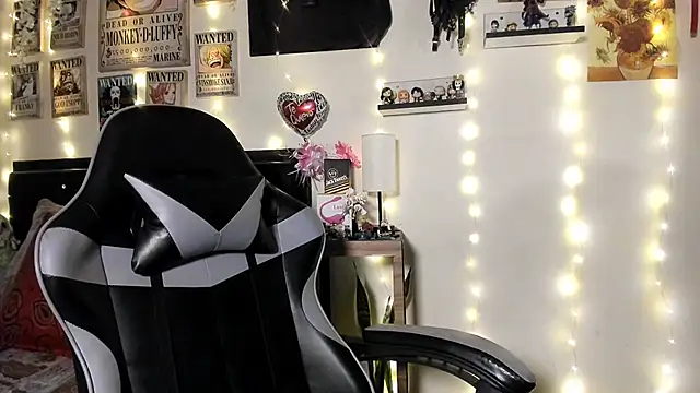 Snapshot of Cristal_Jonas@xh chatting on 09/26/25, 05:44 Cristal Jonasxh online show from 09/26/25, 05:44