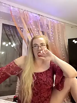 Snapshot of stiflers_momy chatting on 01/30/25, 10:30 stiflers momy online show from 01/30/25, 10:30