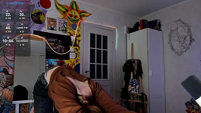 Snapshot of Sunny_Mouse_ chatting on 12/02/24, 05:26 Sunny Mouse  online show from 12/02/24, 05:26