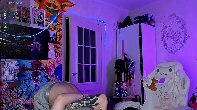 Snapshot of Sunny_Mouse_ chatting on 12/27/24, 03:59 Sunny Mouse  online show from 12/27/24, 03:59