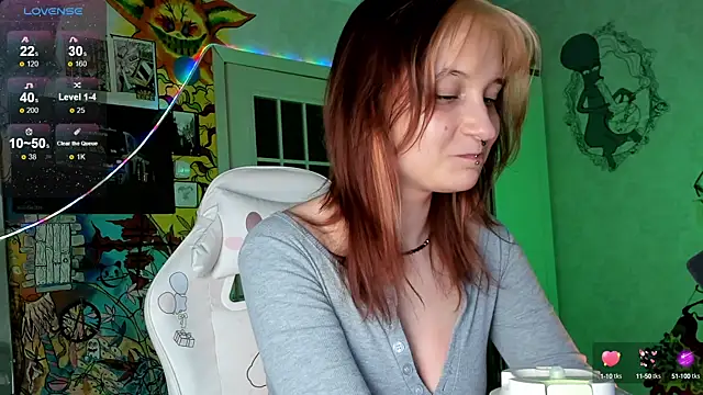 Snapshot of Sunny_Mouse_ chatting on 01/31/25, 03:44 Sunny Mouse  online show from 01/31/25, 03:44