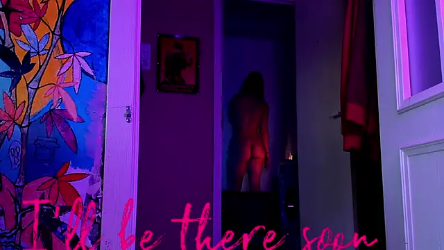 Snapshot of Sunny_Mouse_ chatting on 09/08/25, 04:06 Sunny Mouse  online show from 09/08/25, 04:06