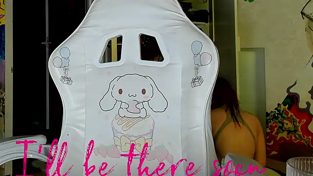 Snapshot of Sunny_Mouse_ chatting on 09/12/25, 04:51 Sunny Mouse  online show from 09/12/25, 04:51