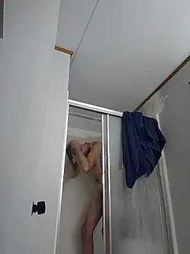 Snapshot of Bi_curious86 chatting on 09/30/25, 05:29 Bi curious86 online show from 09/30/25, 05:29