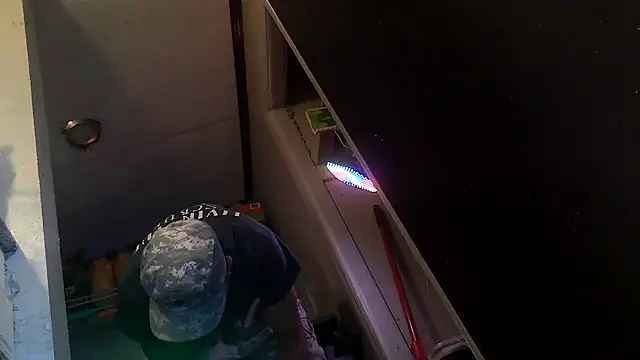 Snapshot of Bi_curious86 chatting on 11/01/25, 10:01 Bi curious86 online show from 11/01/25, 10:01