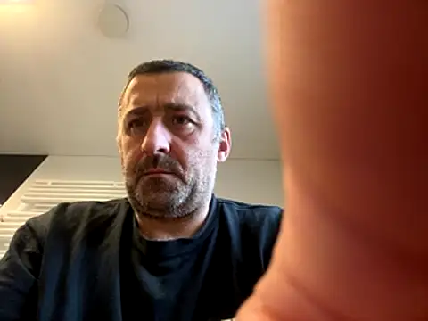 Snapshot of verygodetaste chatting on 11/25/25, 11:54 verygodetaste online show from 11/25/25, 11:54