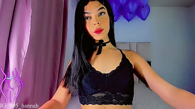 Hannahsmit online show from 11/04/25, 07:29