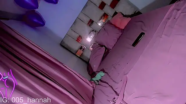 Hannahsmit online show from 11/07/25, 07:41