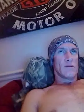 Snapshot of CuddlyFloat88 chatting on 01/14/26, 11:05 CuddlyFloat88 online show from 01/14/26, 11:05