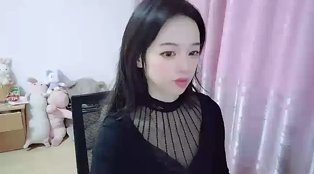 Snapshot of wwcc123 chatting on 03/04/25, 02:27 wwcc123 online show from 03/04/25, 02:27