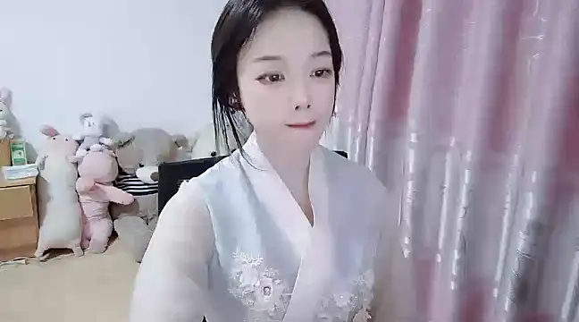 Snapshot of wwcc123 chatting on 03/11/25, 02:51 wwcc123 online show from 03/11/25, 02:51