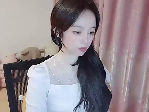 Snapshot of wwcc123 chatting on 11/11/25, 04:07 wwcc123 online show from 11/11/25, 04:07