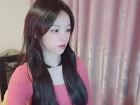 Snapshot of wwcc123 chatting on 11/13/25, 03:11 wwcc123 online show from 11/13/25, 03:11