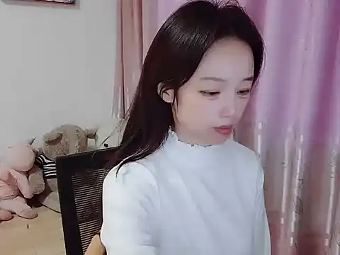 Snapshot of wwcc123 chatting on 11/28/25, 02:25 wwcc123 online show from 11/28/25, 02:25