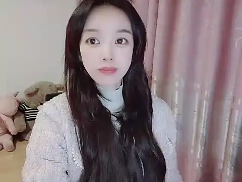 Snapshot of wwcc123 chatting on 12/14/25, 02:22 wwcc123 online show from 12/14/25, 02:22