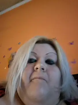 ducicsajsziii online show from 11/22/25, 09:30