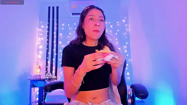 Snapshot of Gorgeous_Team chatting on 02/09/26, 07:40 Gorgeous Team online show from 02/09/26, 07:40