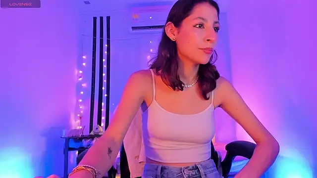 Snapshot of Gorgeous_Team chatting on 02/26/26, 07:35 Gorgeous Team online show from 02/26/26, 07:35