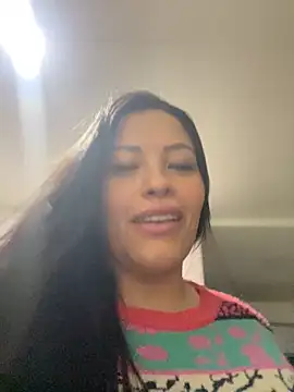 Snapshot of sexyyykloee chatting on 09/14/25, 09:58 sexyyykloee online show from 09/14/25, 09:58