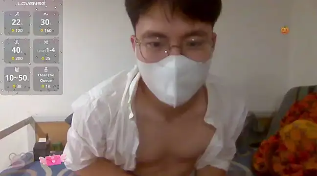 Snapshot of Gwencloudy chatting on 02/21/25, 01:44 Gwencloudy online show from 02/21/25, 01:44