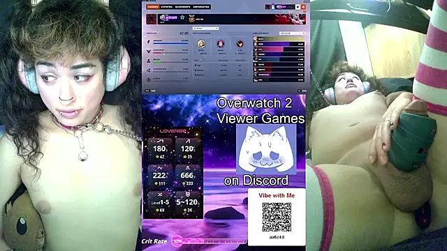 Snapshot of Solumi chatting on 11/28/25, 08:44 Solumi online show from 11/28/25, 08:44