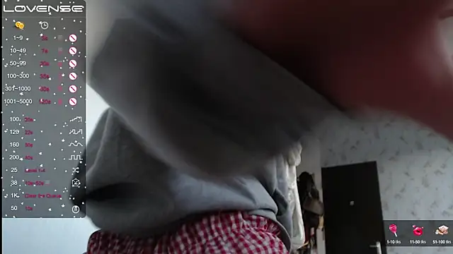 Snapshot of RubyLynxx chatting on 10/11/25, 02:04 RubyLynxx online show from 10/11/25, 02:04