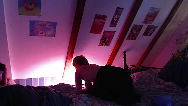 Snapshot of RubyLynxx chatting on 04/10/26, 02:00 RubyLynxx online show from 04/10/26, 02:00