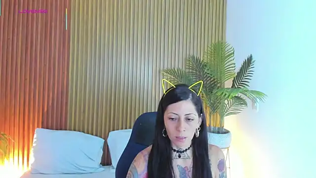 dark gotica online show from 10/04/25, 12:25