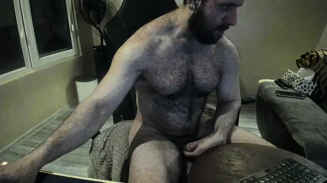 Snapshot of Hugealphabeast chatting on 02/27/25, 04:43 Hugealphabeast online show from 02/27/25, 04:43