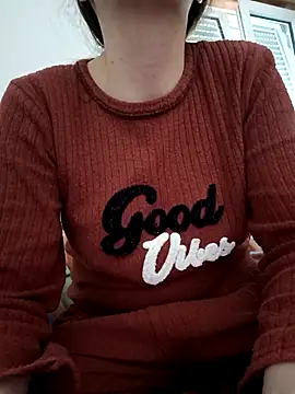 Snapshot of bruna_safadinhaa chatting on 03/16/26, 03:27 bruna safadinhaa online show from 03/16/26, 03:27