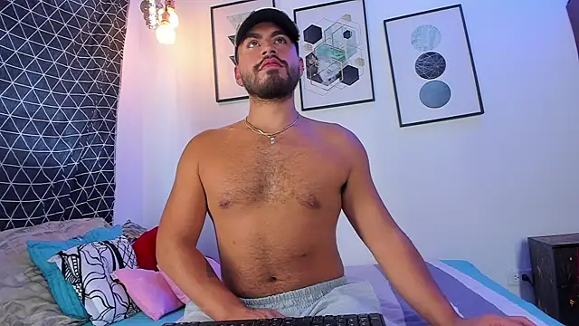 Juan Castano online show from 03/15/25, 06:21