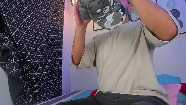 Juan Castano online show from 03/16/25, 12:45