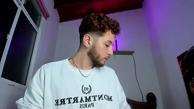 Juan Castano online show from 10/29/25, 08:16