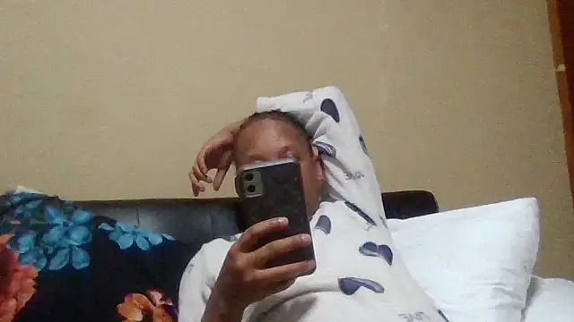 ShooingBunch online show from 11/12/25, 08:19