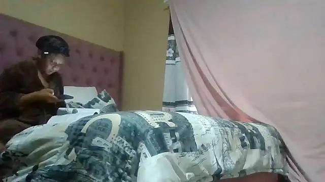 ShooingBunch online show from 11/25/25, 12:27