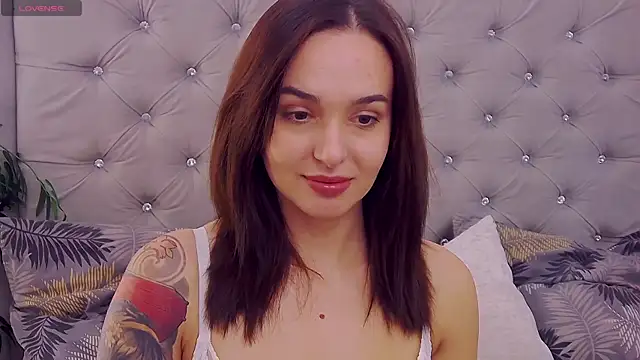 MeIisaLove online show from 11/21/25, 02:38