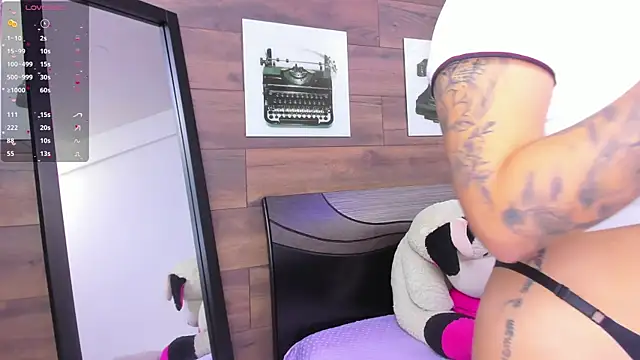 KatyaBlonding online show from 01/28/25, 01:49