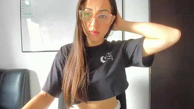 Snapshot of squirttati33 chatting on 10/15/25, 01:11 squirttati33 online show from 10/15/25, 01:11